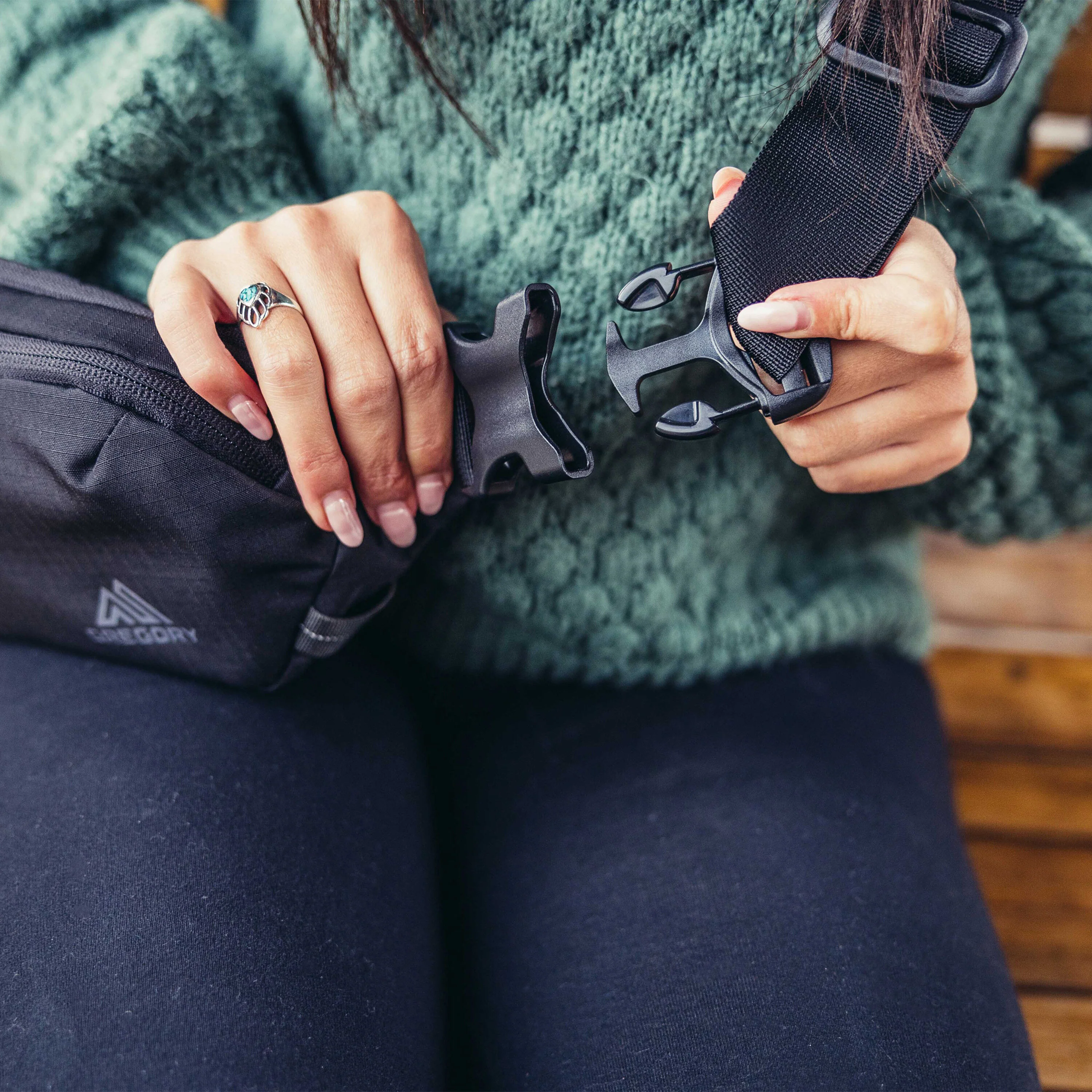 Rhune Belt Bag - Carbon Black - Image 4