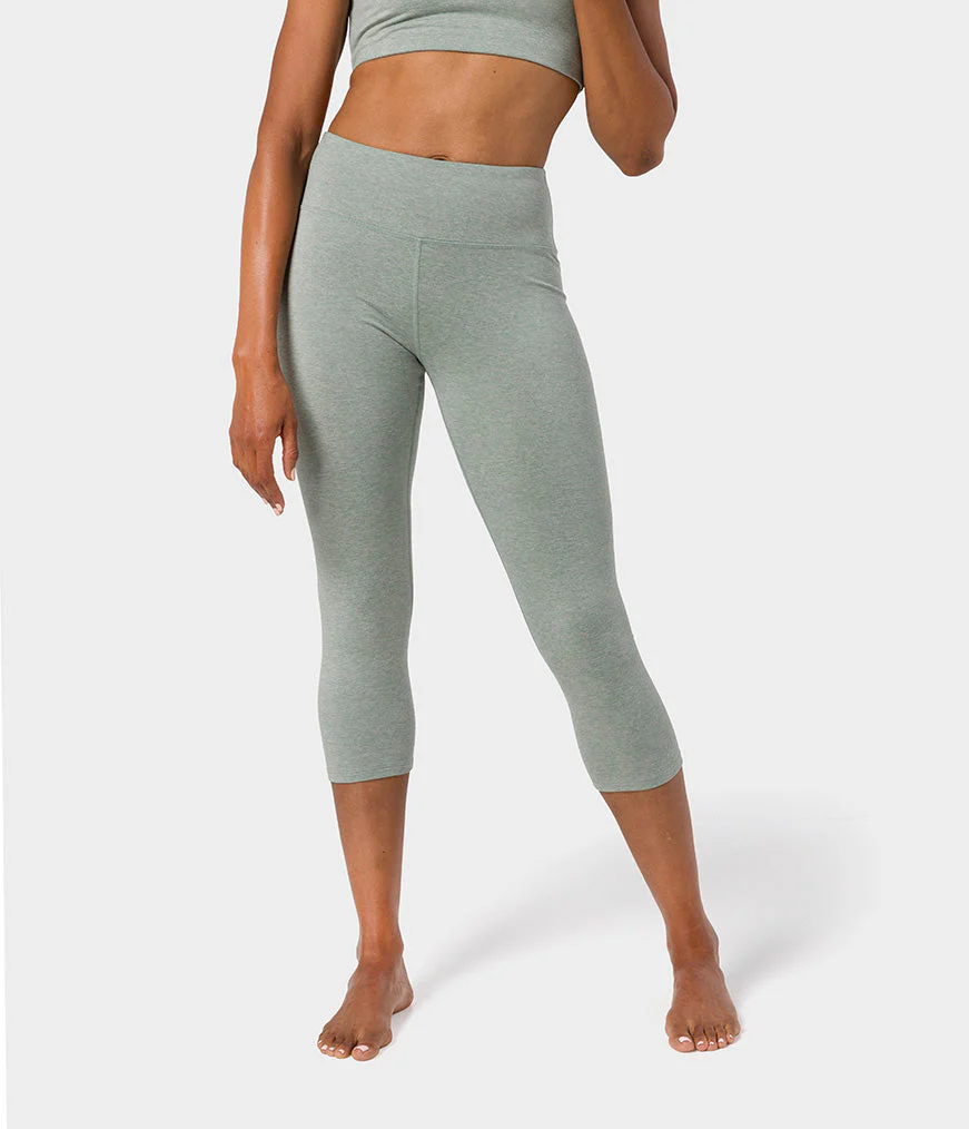 W Dhara Capri Legging - Image 8