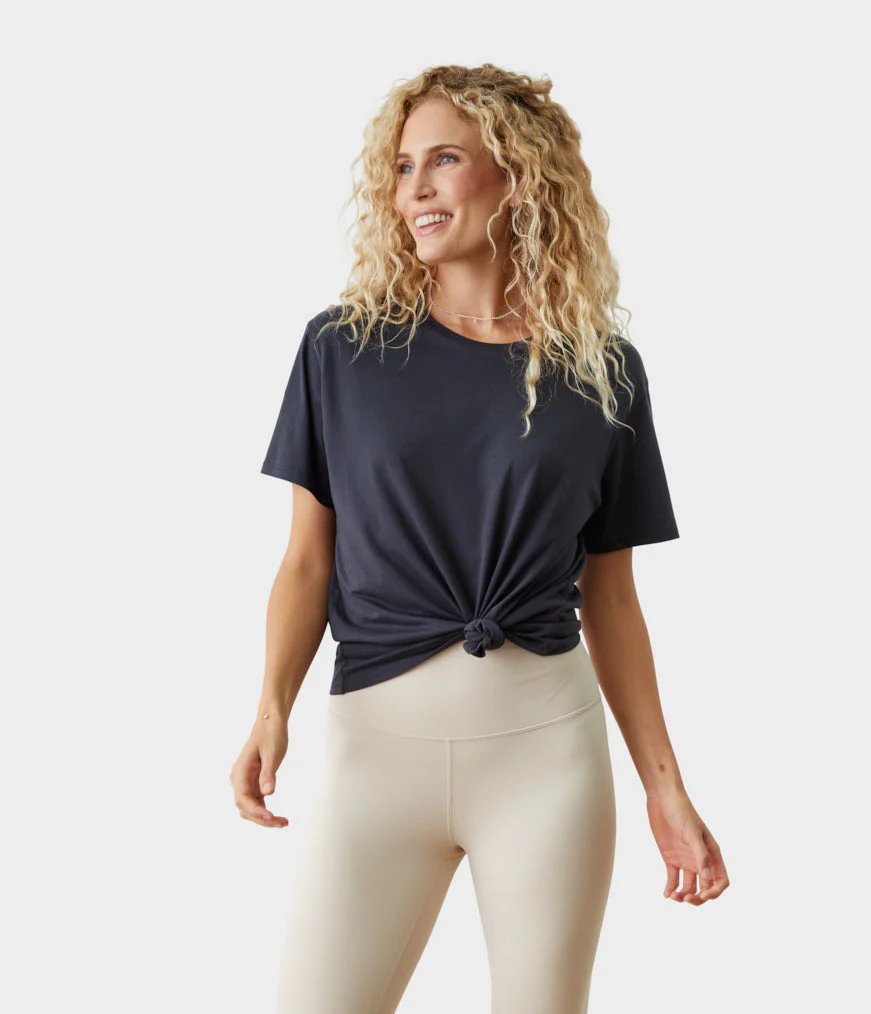 W Vinyasa Tee - Image 23